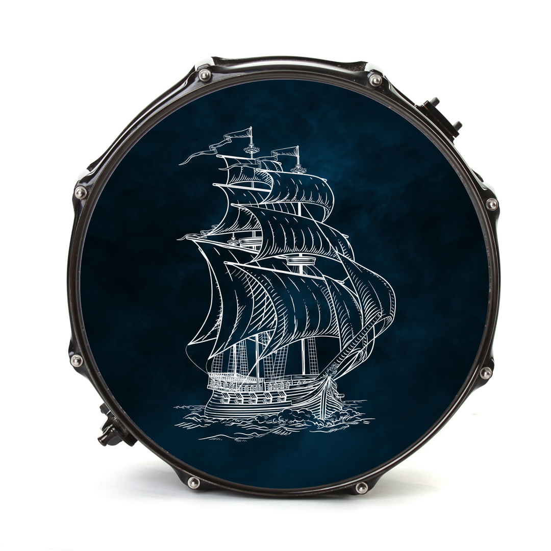 Nachleuchtender Bassdrumfell-Aufkleber mit Ship-Design - DER BANDMARKT